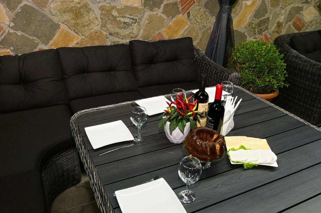 Hotel Majestic Tiflis Exterior foto