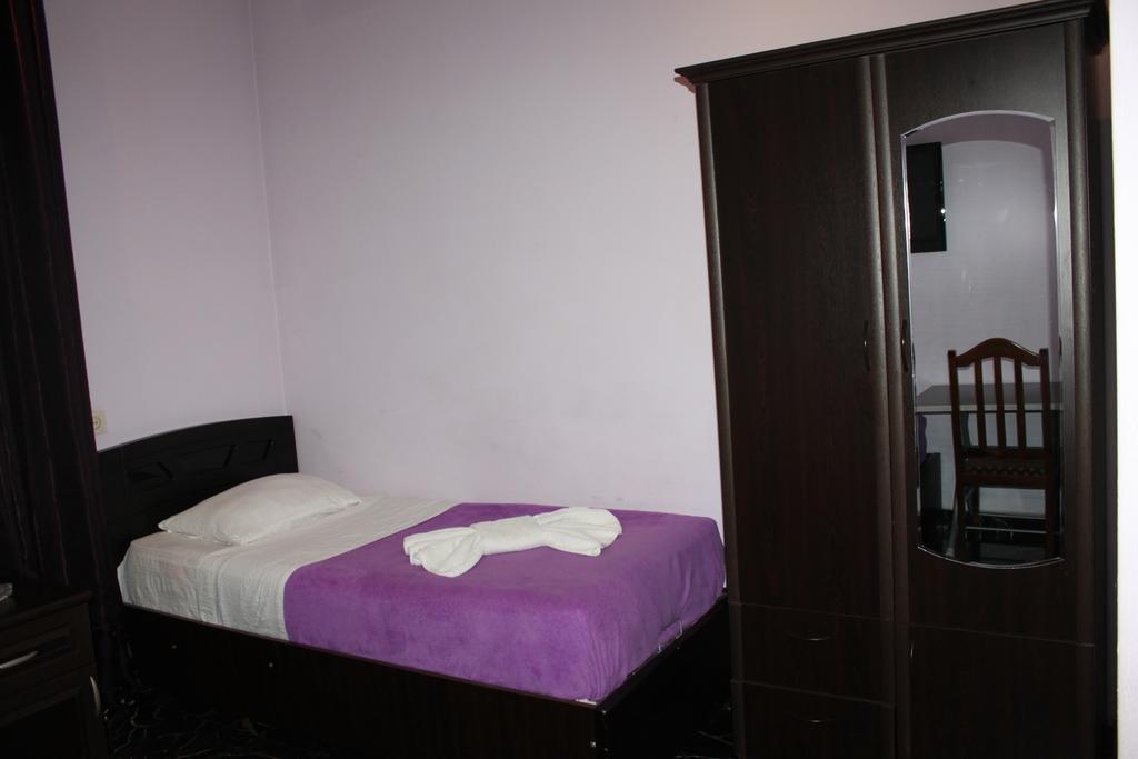 Hotel Majestic Tiflis Habitación foto