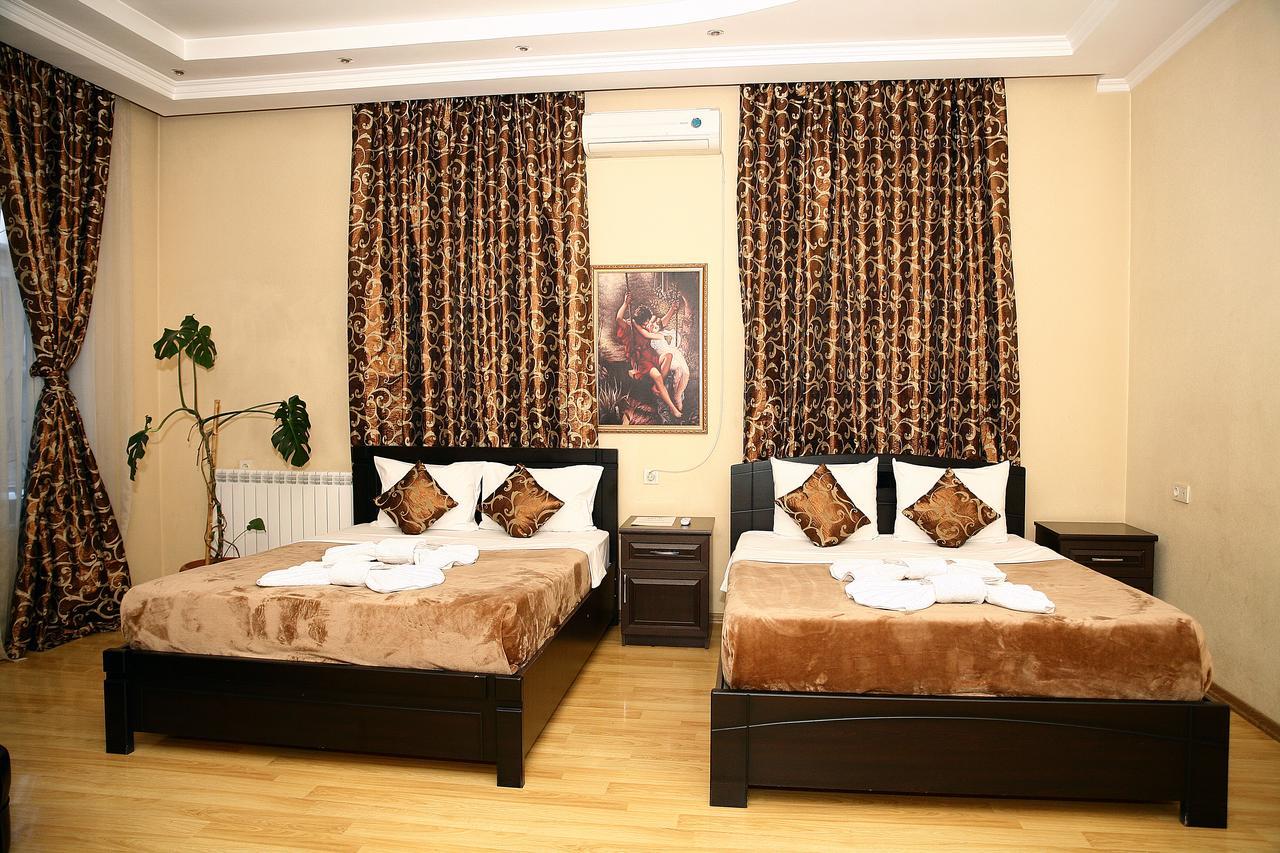 Hotel Majestic Tiflis Exterior foto