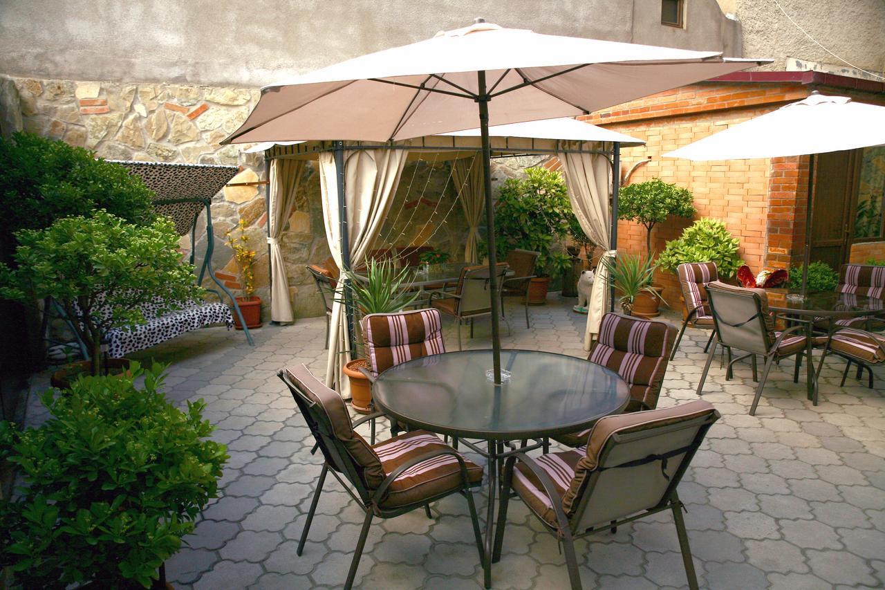 Hotel Majestic Tiflis Exterior foto